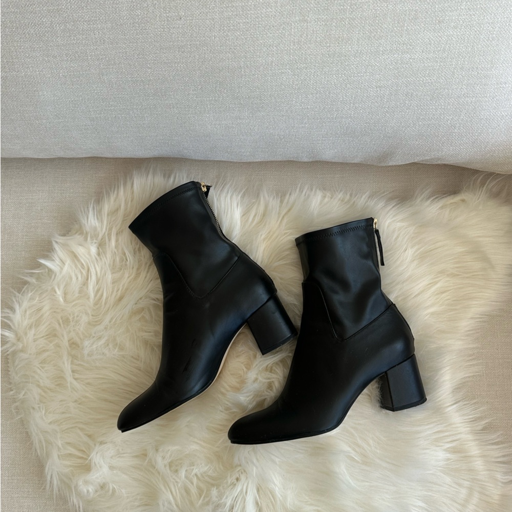 Zara Boots 🖤 - Picture 1 of 6